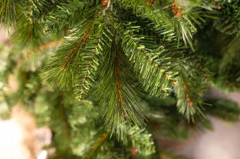 Arbre de Noël artificiel à feuilles persistantes Mesa Spruce | Vert 3