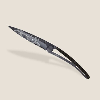 Deejo Serrated 37g, Carbon Fiber / Cafe Racer