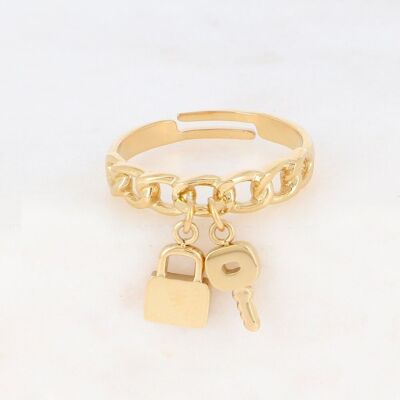 Golden Saliha ring - padlock & key