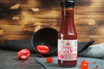 Poppamies Cherry & Cola BBQ Sauce - Sauce barbecue de style américain pour porc et boeuf - Idéal pour les côtes et les hamburgers - Badigeonnez les aliments à la fin de la cuisson - 385g 2