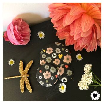 Lot de 3 magnets en tissu fleurs/cœurs/noir et blc (St Valentin, Fête des Grands-Mères, Cadeau Mamie) 1