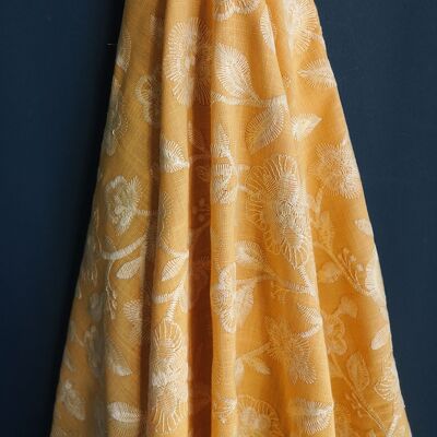 Tissu broderie anglaise motif à fleurs coloris tournesol - Katinka-22
