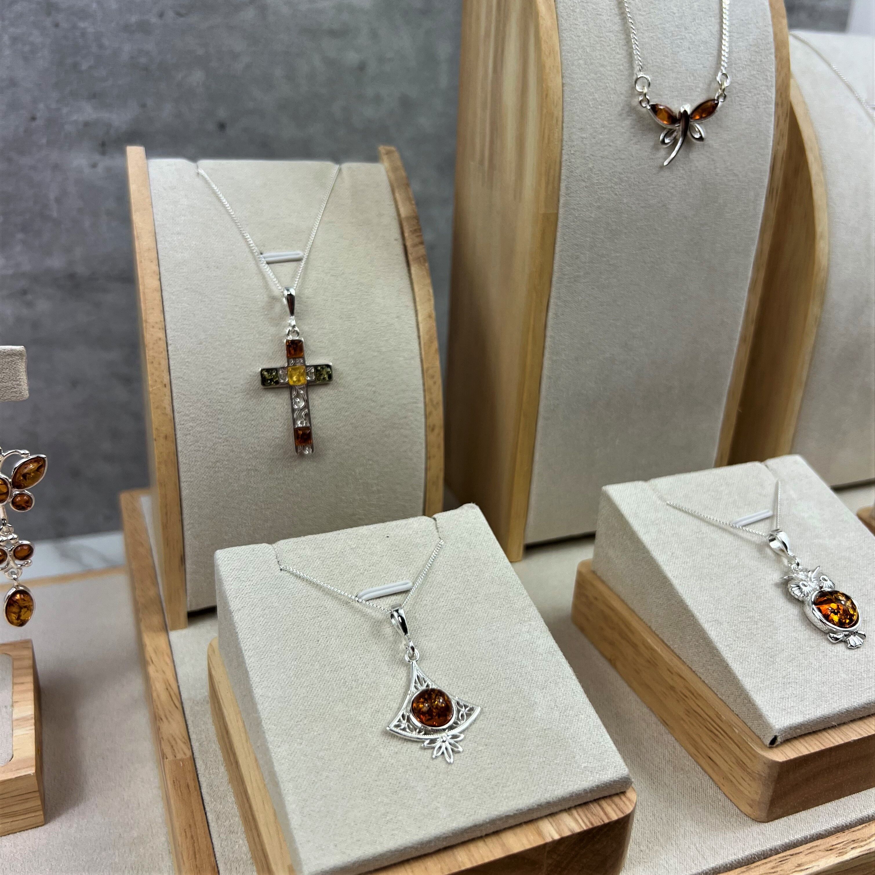 Amber on sale jewellery set