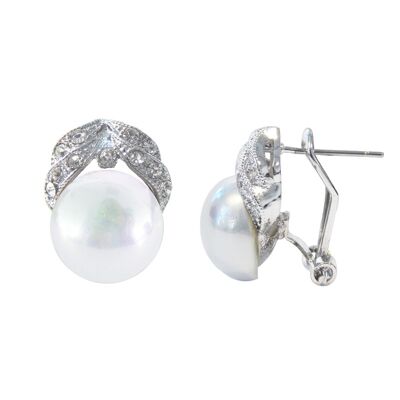 Einfache Tuyó-Ohrringe aus weißen Mabe-Perlen und Zirkonia