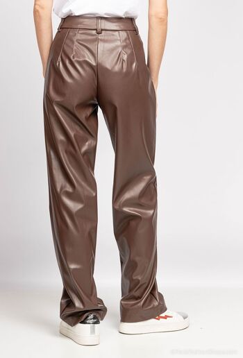 Pantalon en similicuir 4