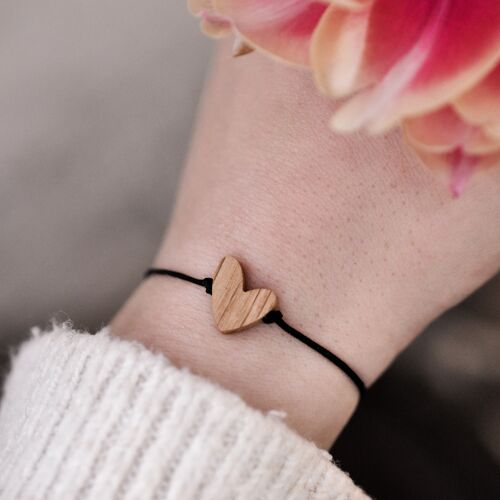 Wooden bracelet "Heart"