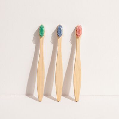 Children's bamboo brush - soft / blue (100% biobased bristles)