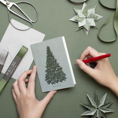 Biglietto di Natale con albero di Natale "Merry Christmas", biglietto di auguri color menta realizzato con carta riciclata al 100%.