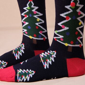 Arbre de Noël au néon. Chaussettes de Noël. Unisexe 6