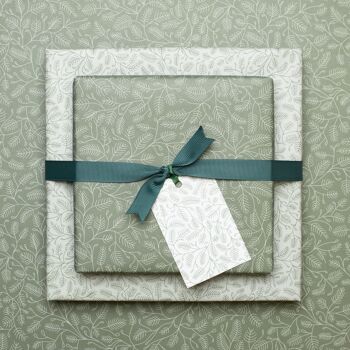 5 étiquettes cadeaux de Noël "Branches de sapin" Vert pâle en papier 100% recyclé 3