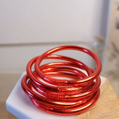 Rotes buddhistisches Armband