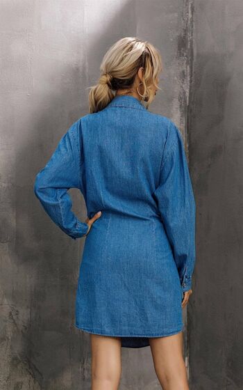 Mini-robe chemise asymétrique en jean 3