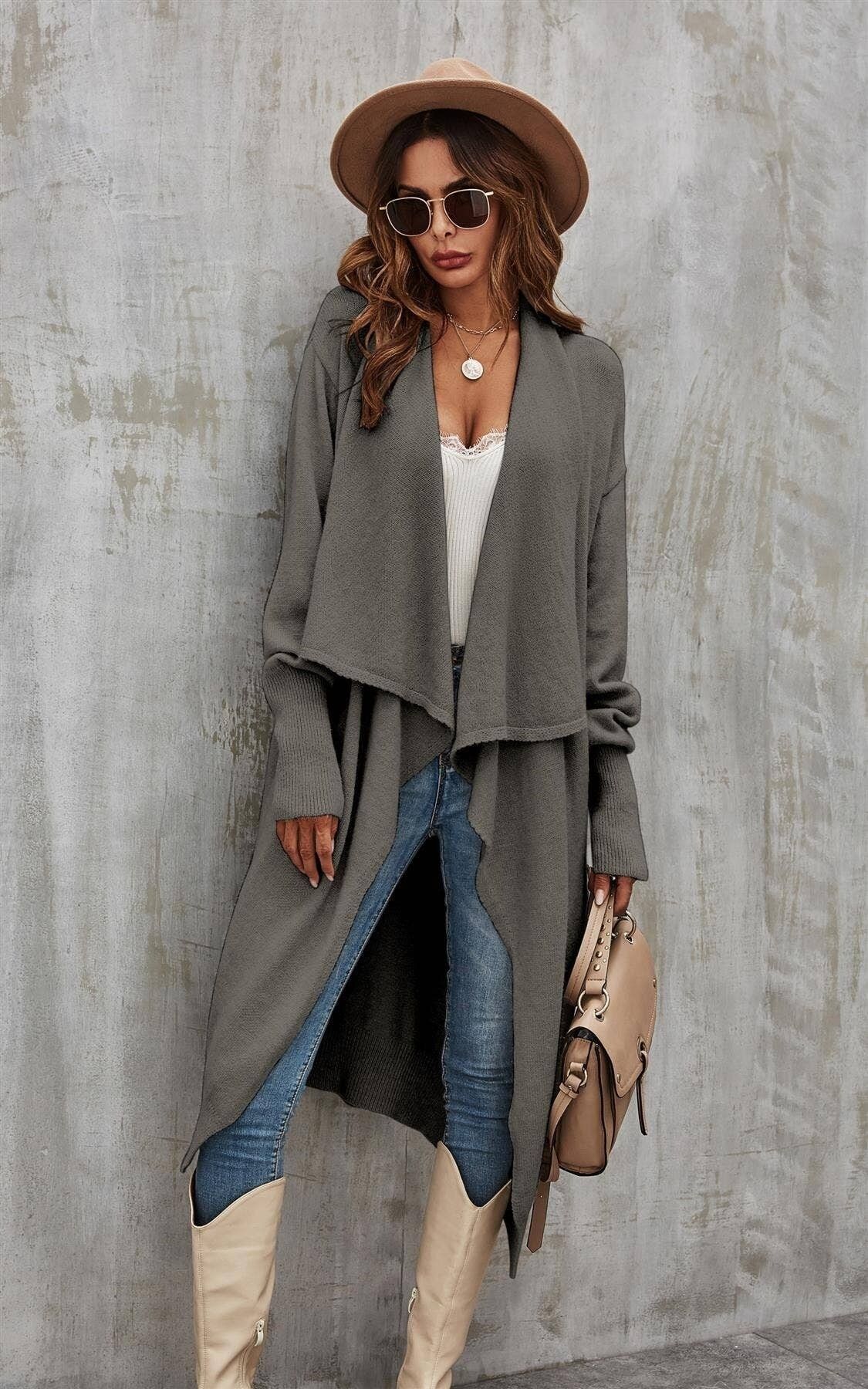 Cardigan oversize con pieghe pesanti grigio scuro