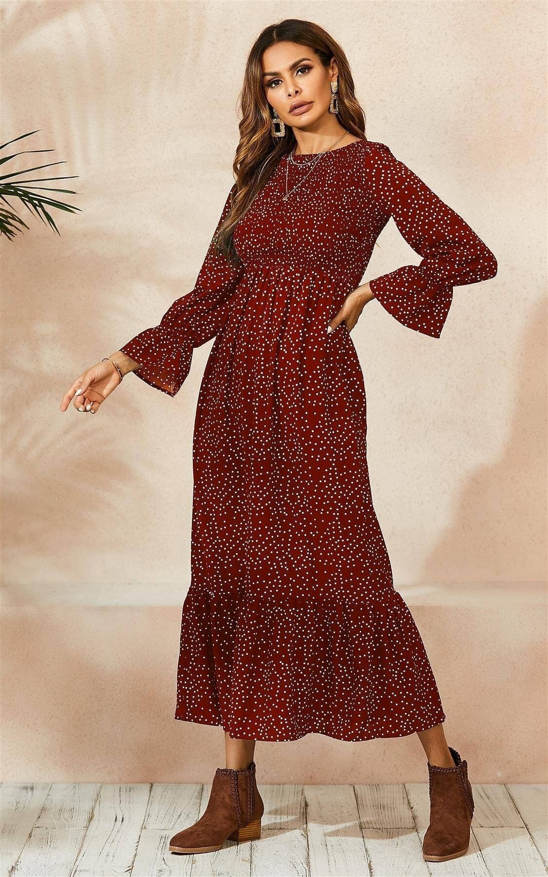 Abito midi elasticizzato a pois rosso e panna