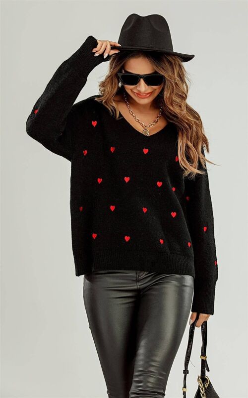 Embroidery Red Heart V Neck Jumper In Black