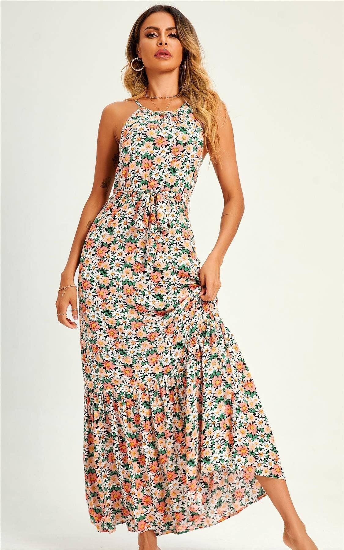 Abito lungo a balze con scollo all'americana in margherita rosa