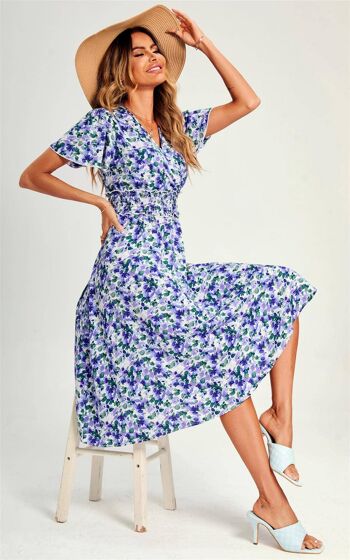 Robe mi-longue style cache-cœur à imprimé floral violet et vert en bleu 2