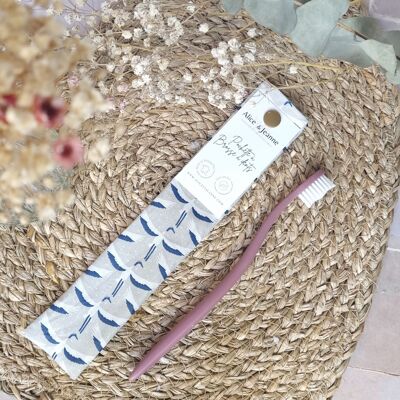 Sylvie toothbrush pouch