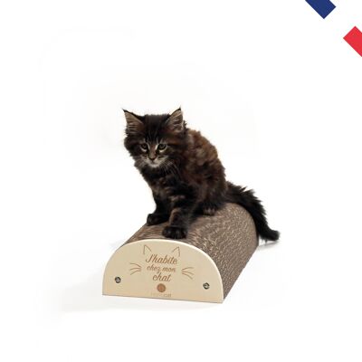 "I live with my cat" scratching post - Kit