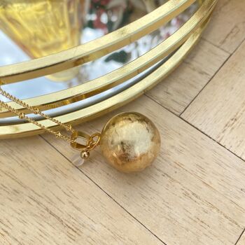 Bola de grosse or brossé avec perle de cristal de roche 2