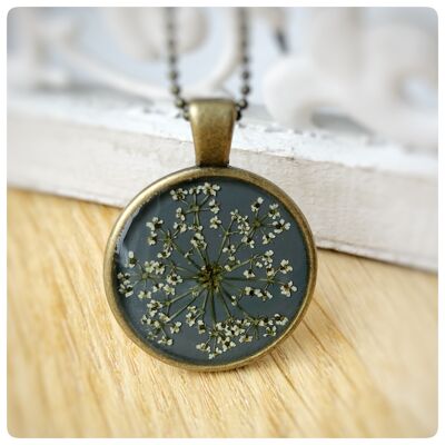 Necklace with genuine wild carrot flowers in grey