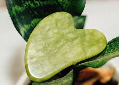 Gua Sha In Pura Giada Per Il Viso - HECOSFAIR