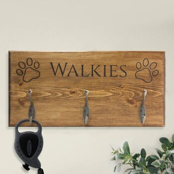 Porte-laisse en bois gravé pour chien - "Walkies" 1