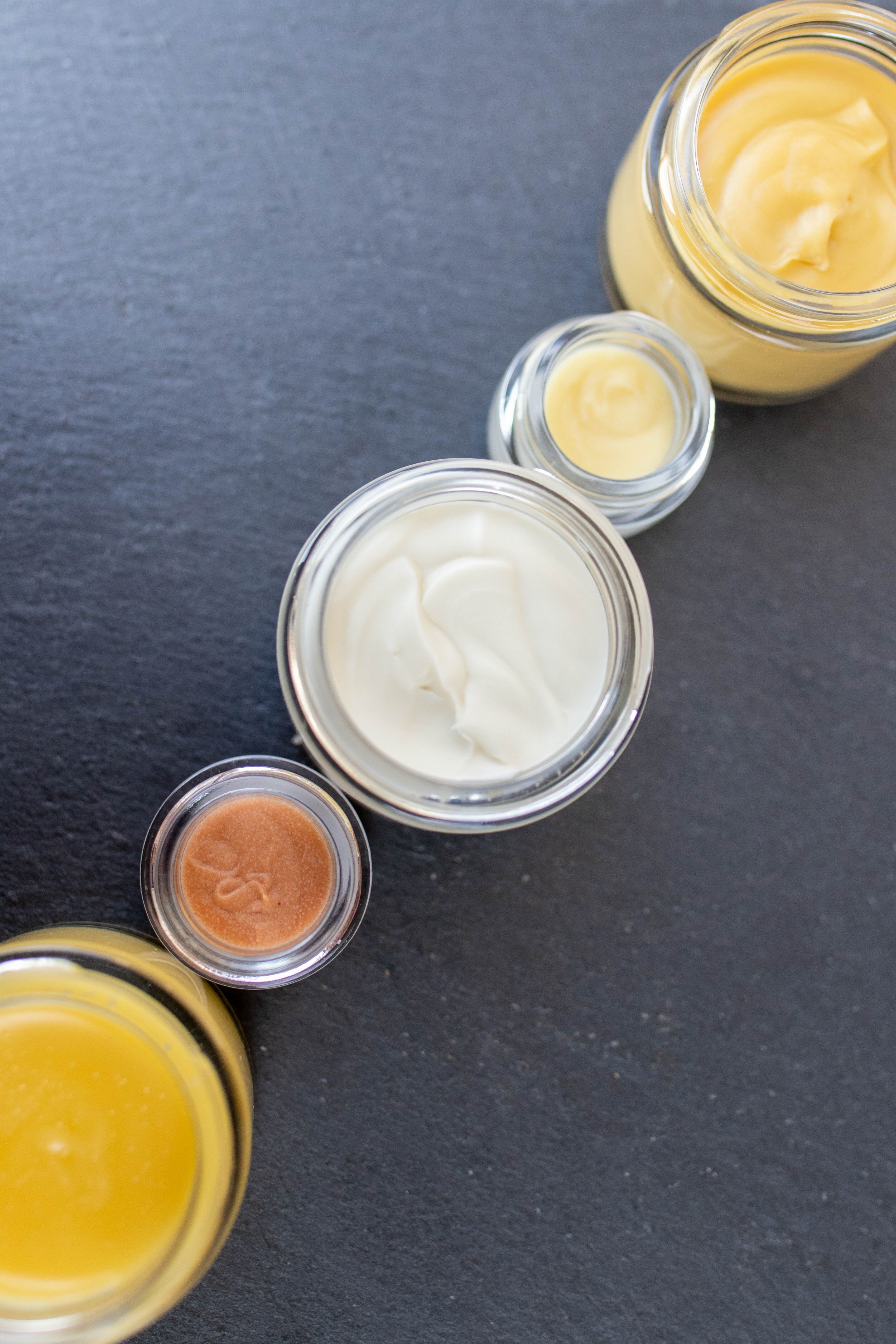 Confezione di balsami al latte d'asina in grandi formati