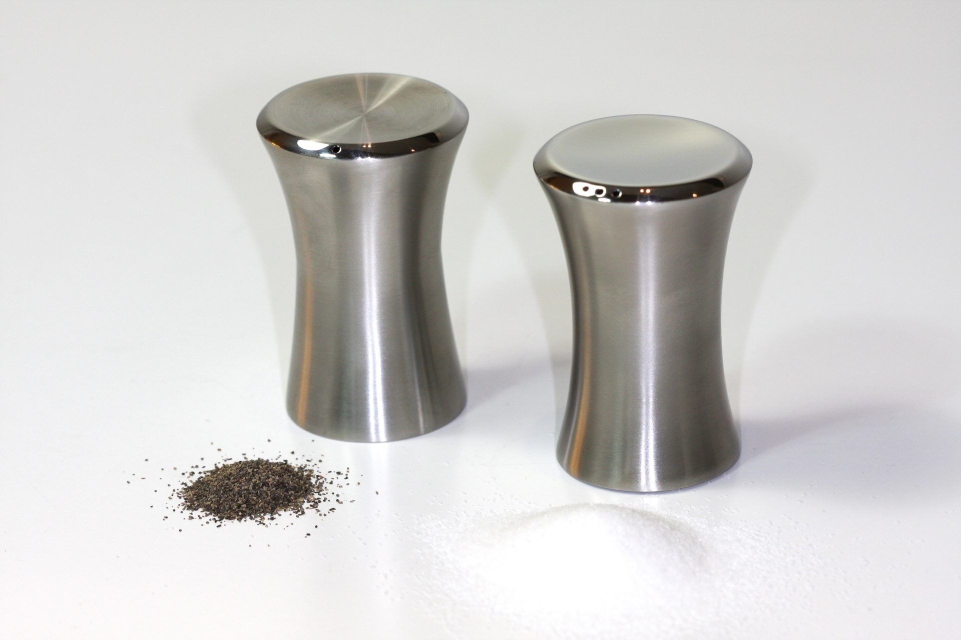 Saliera e pepiera Mariamario