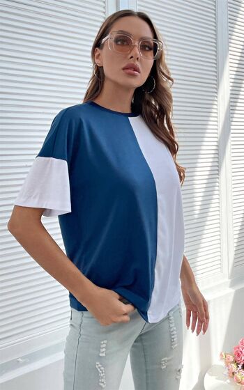 T-shirt décontracté à rayures et à blocs de couleurs blancs de style simple en bleu marine 4