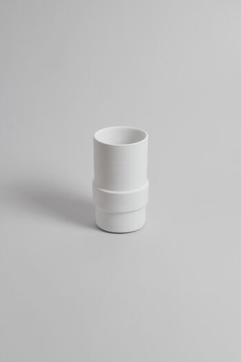 Vase blanc symétrique - 04 6