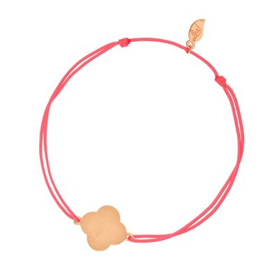Bracelet porte-bonheur disque trèfle, mat, plaqué or rose, corail
