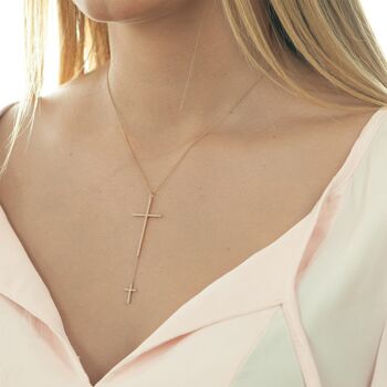 Collier 2 croix avec diamants, or blanc 18K 3