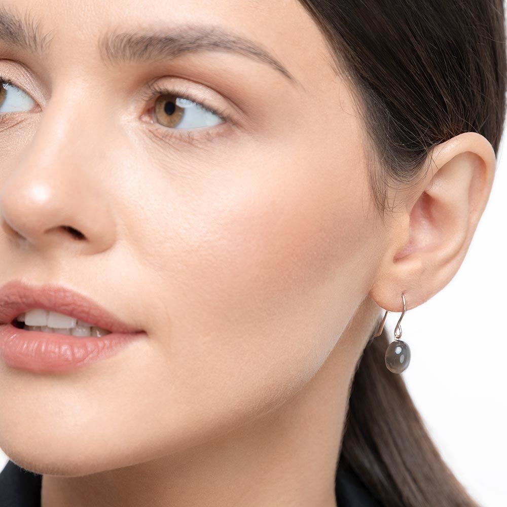 Ohrringe Cabochon II, 14 K Rosegold, Grauer Mondstein