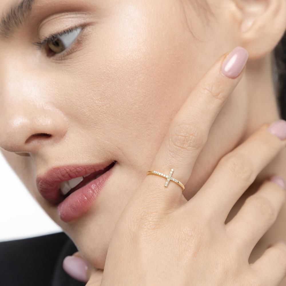 Anello croce con diamanti, oro giallo 18 carati