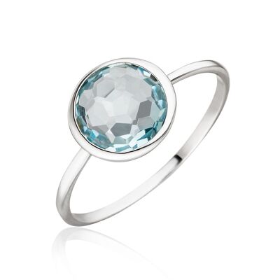 Ring 14 K white gold, blue topaz