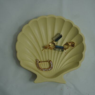 Shell trinket tray - Yellow