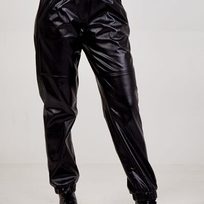 Pantalones de chándal negros de piel sintética