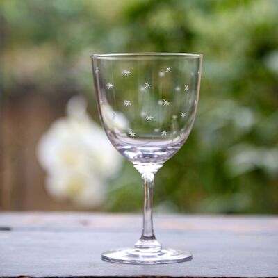 A Pair of Crystal Wine Glasses with Stars Design