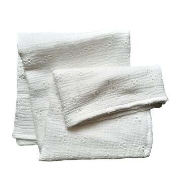 Broderie en tissu pour couches en blanc 2