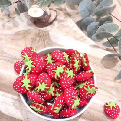 Set of 10 strawberry beads