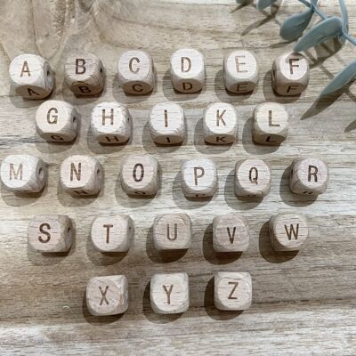 Set of 10 engraved wooden letter beads