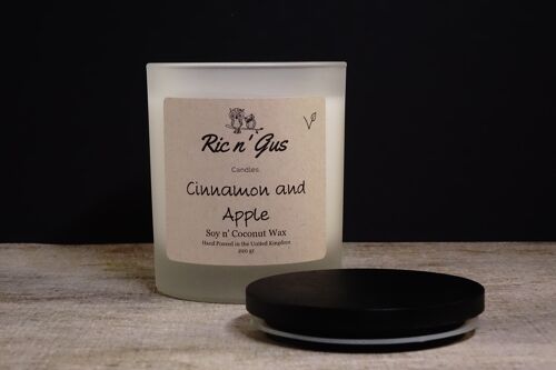 Cinnamon & Apple Scented Candle - Soy & Coconut Wax