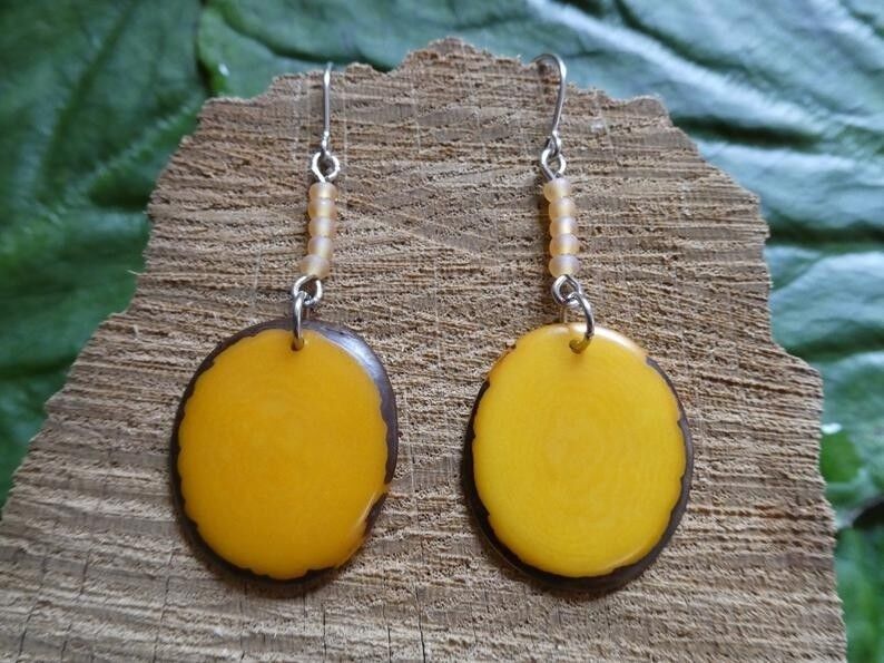 Tagua Ohrringe Lea, Gelb