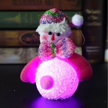 Pendentif sapin de Noël avec éclairage LED bonhomme de neige. 2