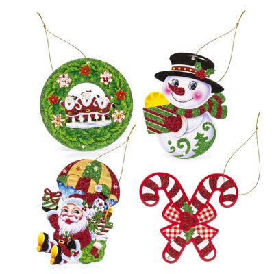 Packung mit 4 Schaumstofffiguren. 12 zufällige Weihnachtsdesigns.