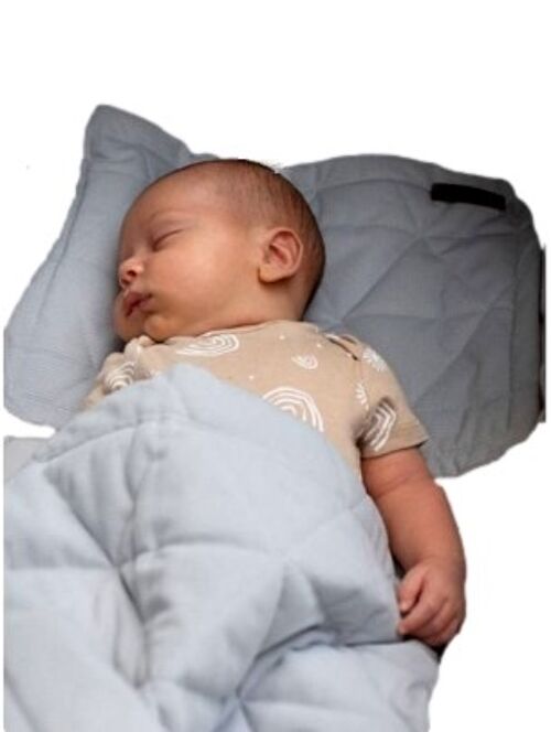 Triangles Light Grey flat baby pillow, 26 x 36 cm - Kinder Hop