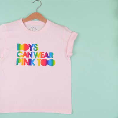 Los niños también pueden usar camiseta rosa para niños