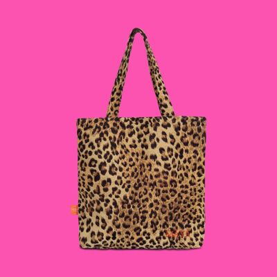 The CHEETĀH ultimate shopper bag - handmade and sustainable shoulderbag with leopard / cheetah print