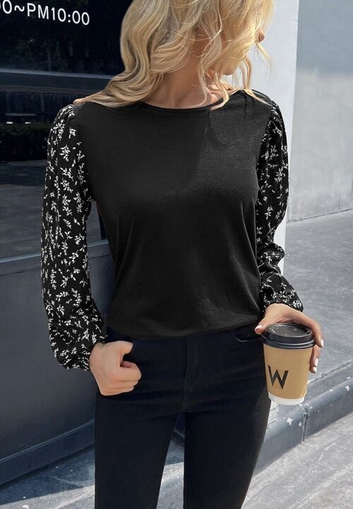 Two Tone Floral Light Sweater-Black